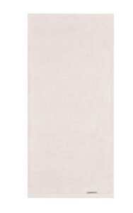 Deze eenvoudige, rechthoekige witte handdoek uit de Beddinghouse Care Handdoek Ecru-set heeft een klein stoffen label aan de rand.