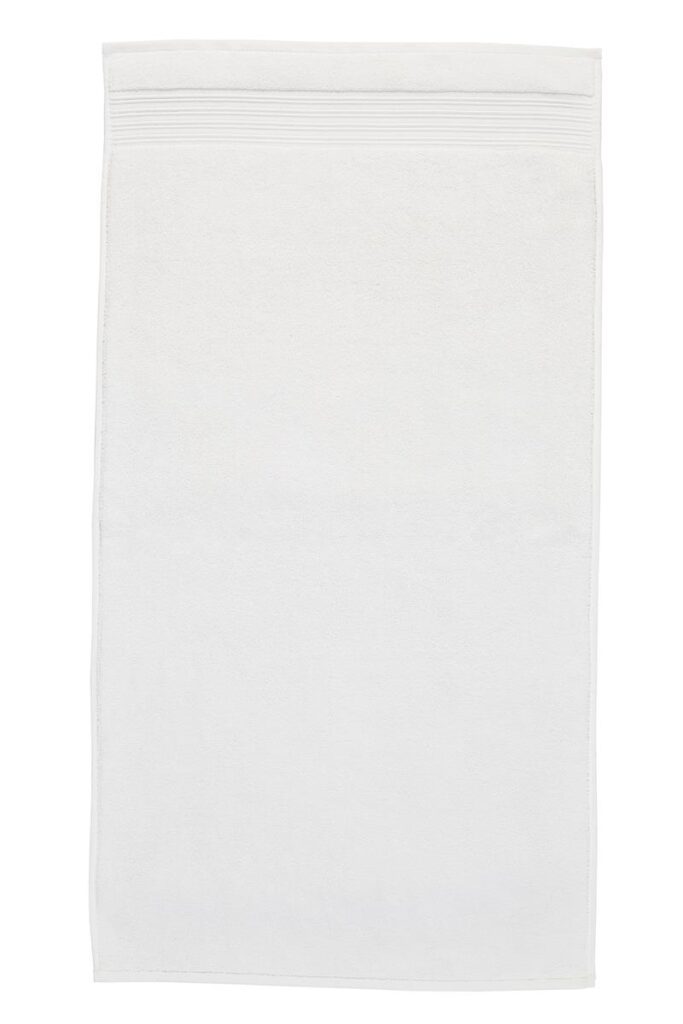 Een witte rechthoekige handdoek uit de Beddinghouse Sheer Handdoek Wit Set van drie ligt plat en heeft een subtiel geweven randje.