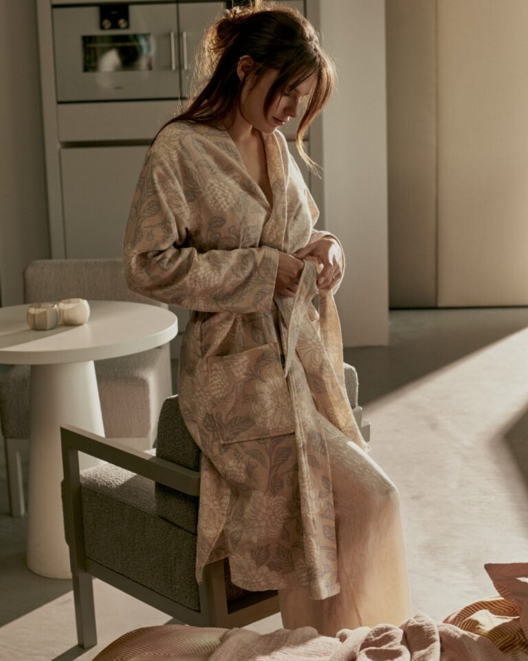 Vandyck Marly linen L