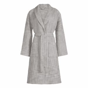 De Vandyck Portland coolgrey XL-badjas in lichtgrijs heeft een wafelstructuur, lange mouwen, een sjaalkraag, zakken en een ceintuur.